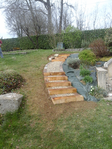 Chemin traverses chêne et pavés, Les Jardins du Buis, 73, 38, Pont de Beauvoisin