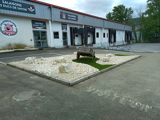 13-Changement bac à graisse et massif à Chambéry - Les Jardins du Buis paysagiste 73, 38, 01