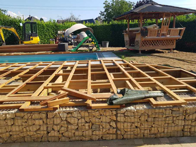 Chantier terrasse bois exotique Domessin - par Les Jardins du Buis, paysagiste, 73, 38