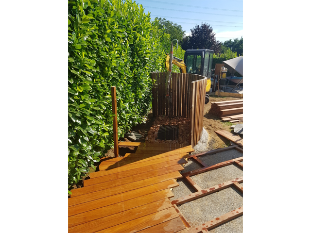 Chantier terrasse bois exotique Domessin - par Les Jardins du Buis, paysagiste, 73, 38